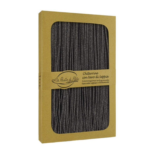 Chitarrine al nero di seppia