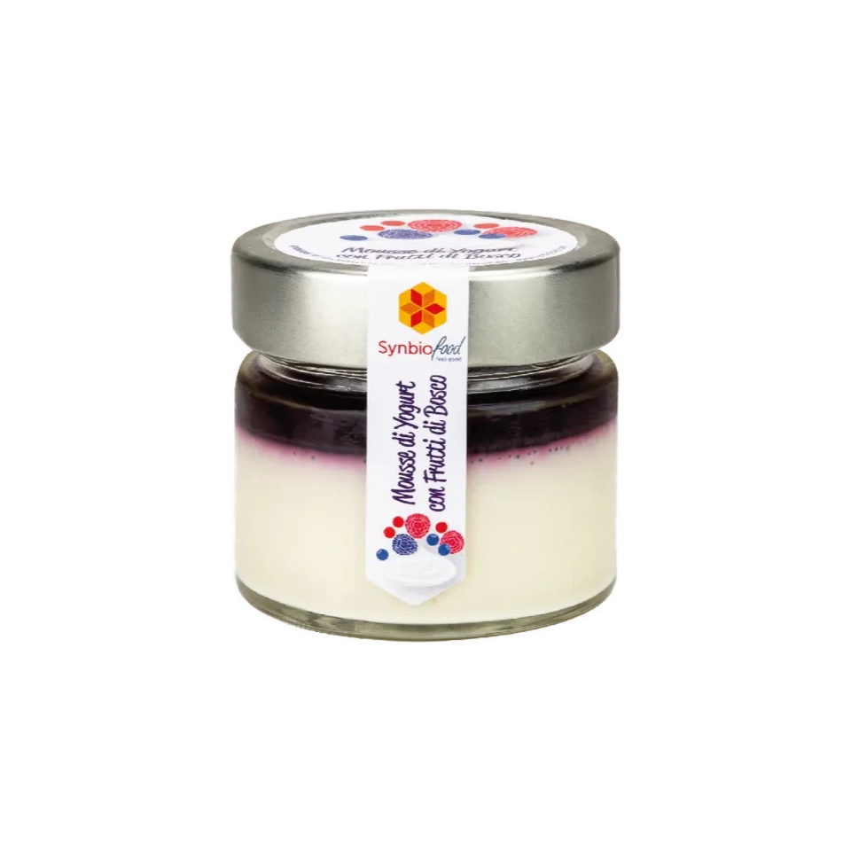 Mousse di yogurt con composta di frutti di bosco